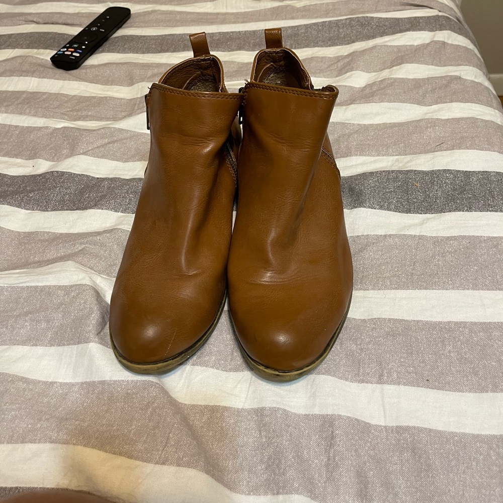 women’s ankle boots